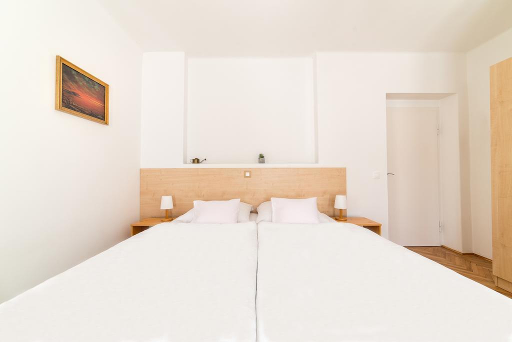 Forestine Guesthouse Hévíz Eksteriør bilde